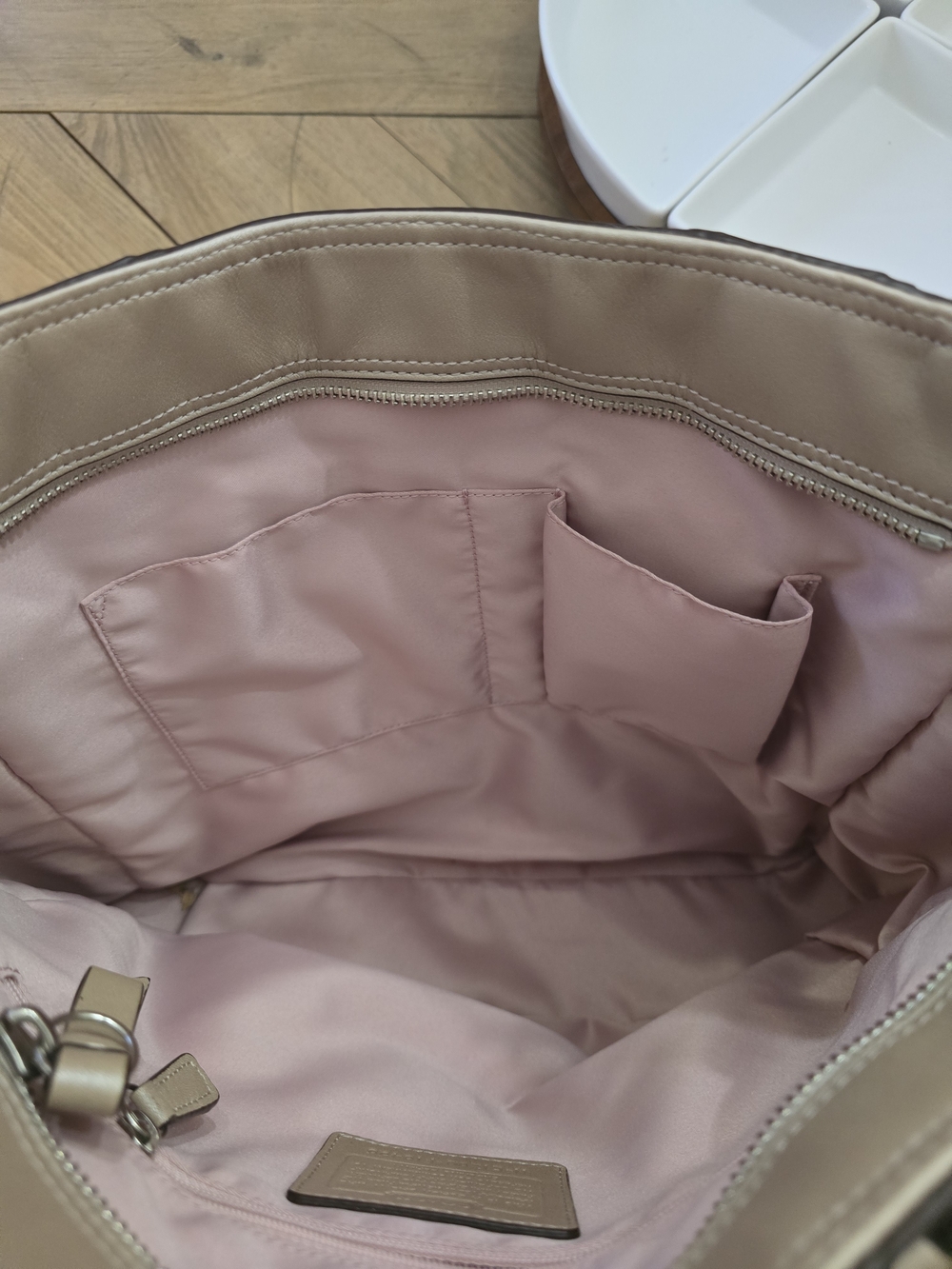 Coach Leather Tote Bag in Metalic Beige - Picture 6 of 6